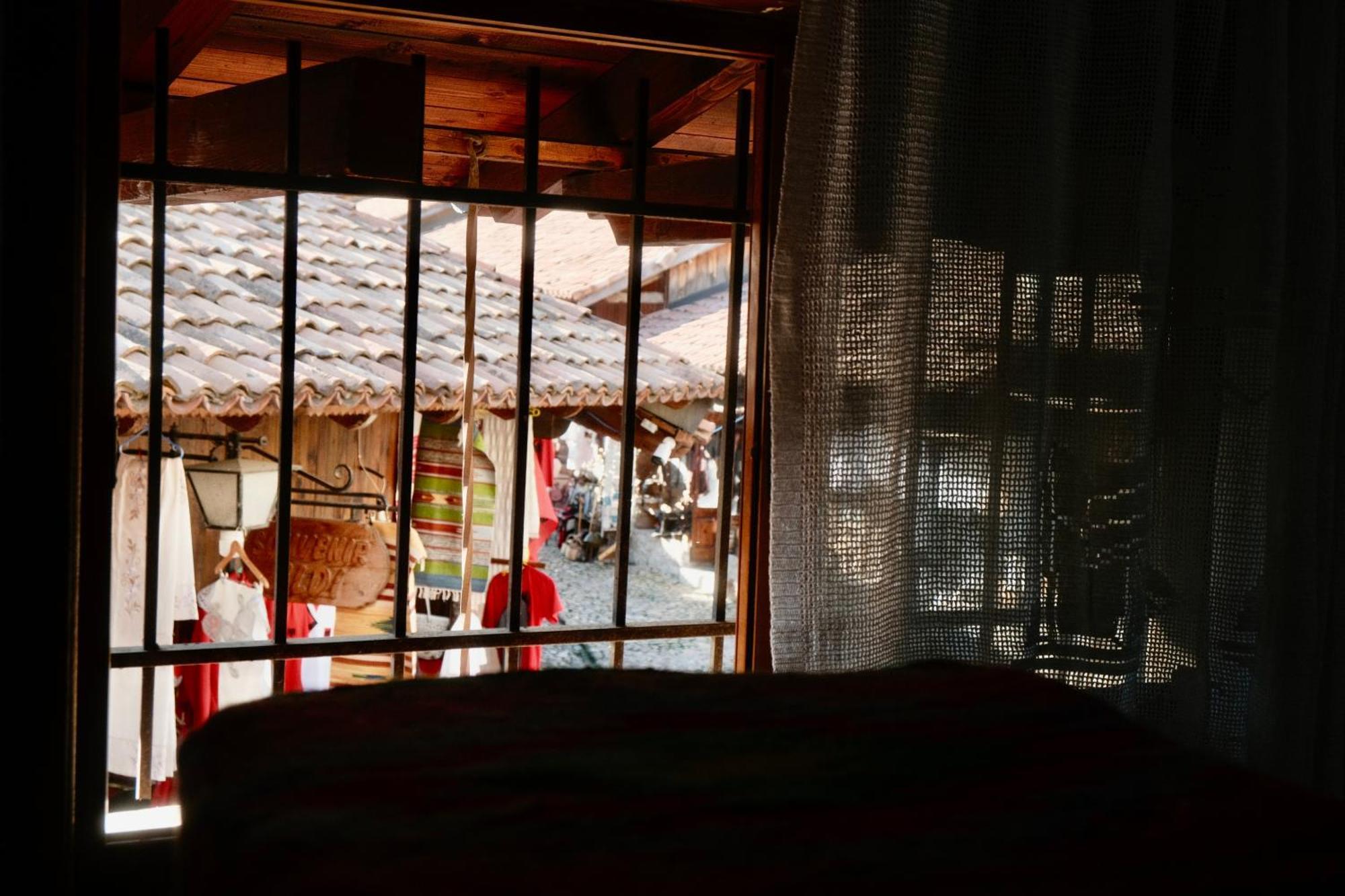 Old Bazaar House Apartment Kruje Bagian luar foto