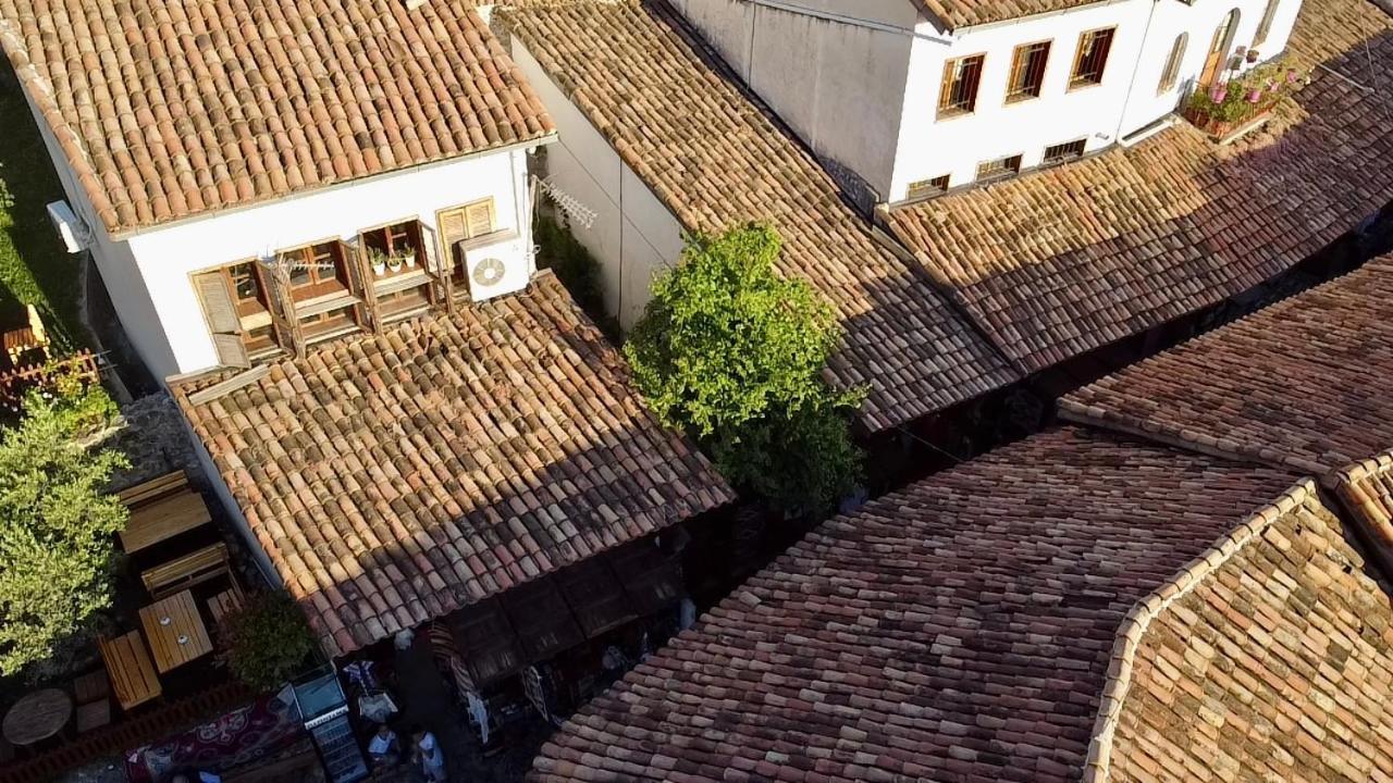 Old Bazaar House Apartment Kruje Bagian luar foto