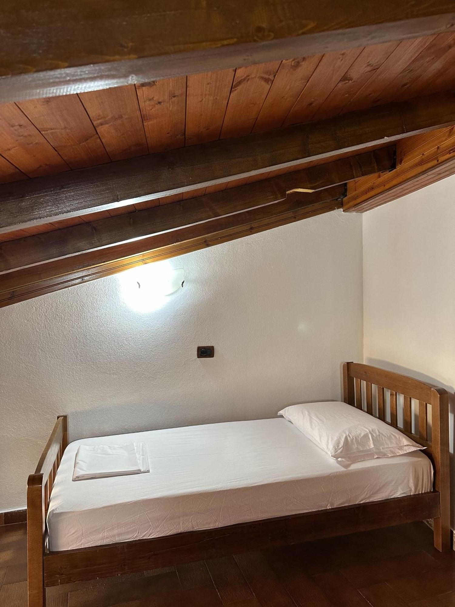 Old Bazaar House Apartment Kruje Bagian luar foto